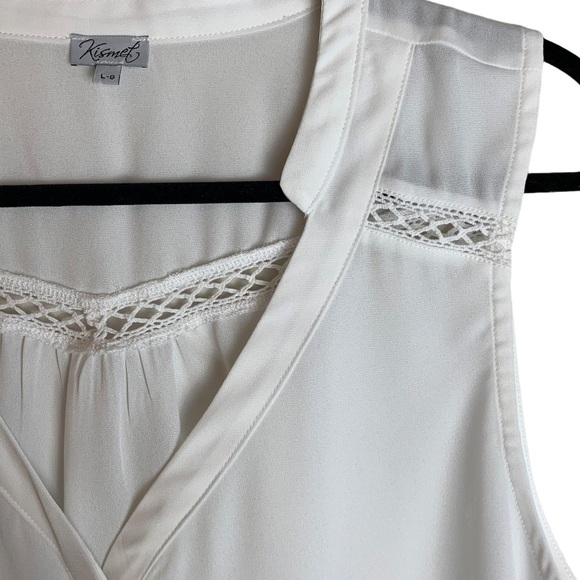 NWOT Sleeveless Button Front Blouse - Picture 4 of 5